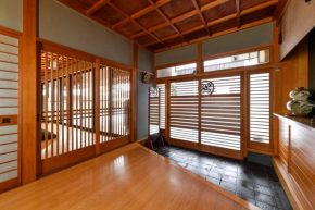 Renovated in March, Shirokiya vacation rental house with a bath made from natural Kiso cypress